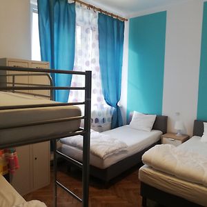 Lorf Hostel&Apartments